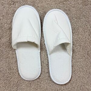 Monarch Robe White Spa Slippers Open Toe Non-Slip Terry Cloth SLP-853CF-M Medium